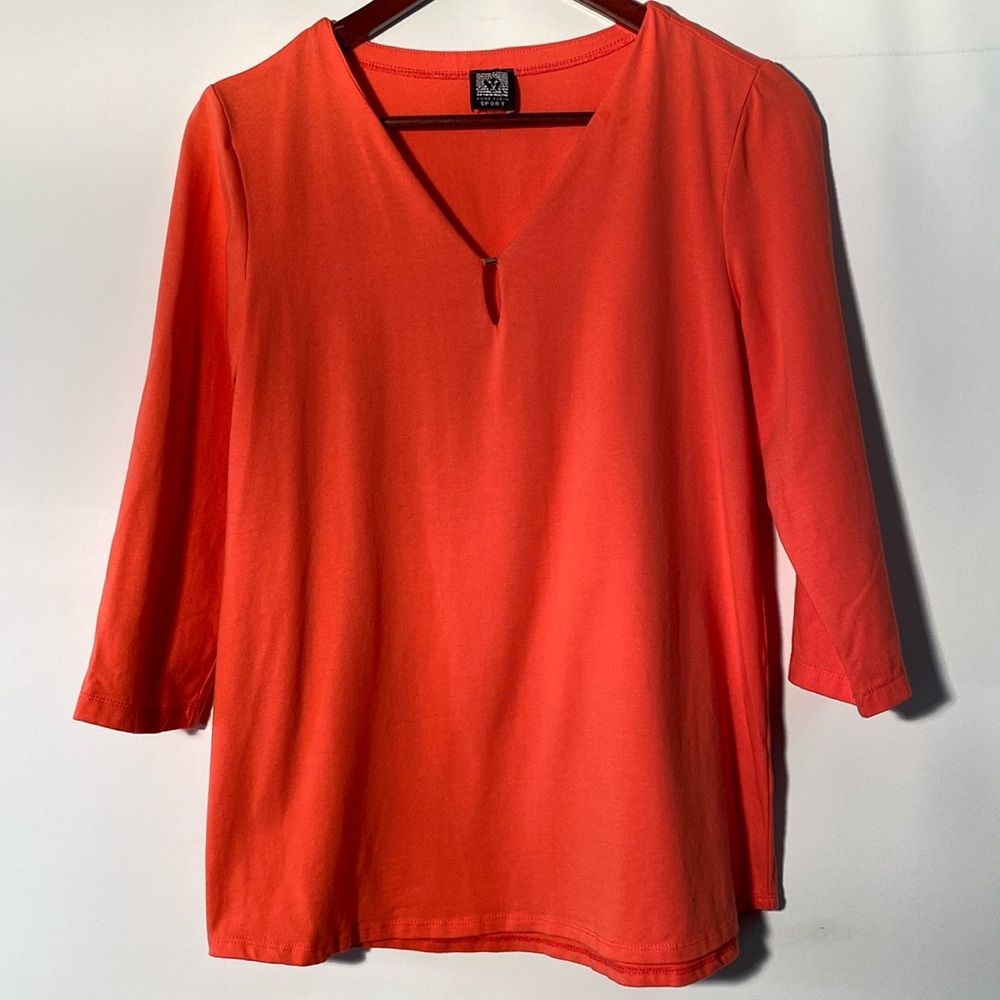 Anne Klein Sport - 3/4 sleeve t- shirt. Size M